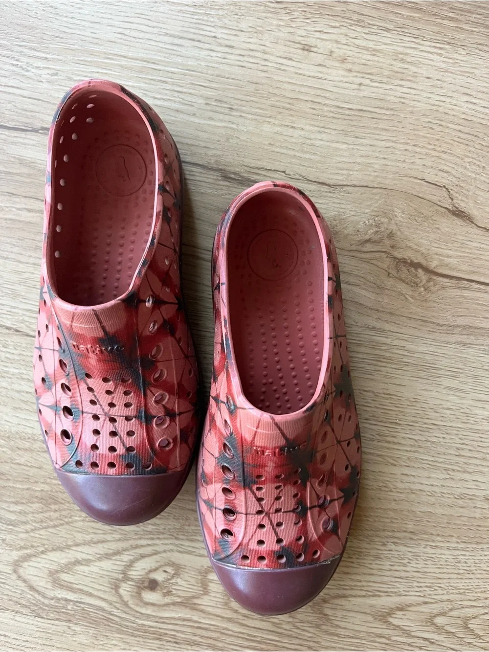 Native jefferson burgundy